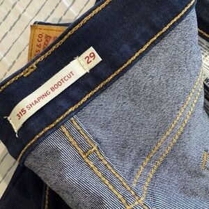 Levi's Women’s Dark Blue Bootcut Jeans